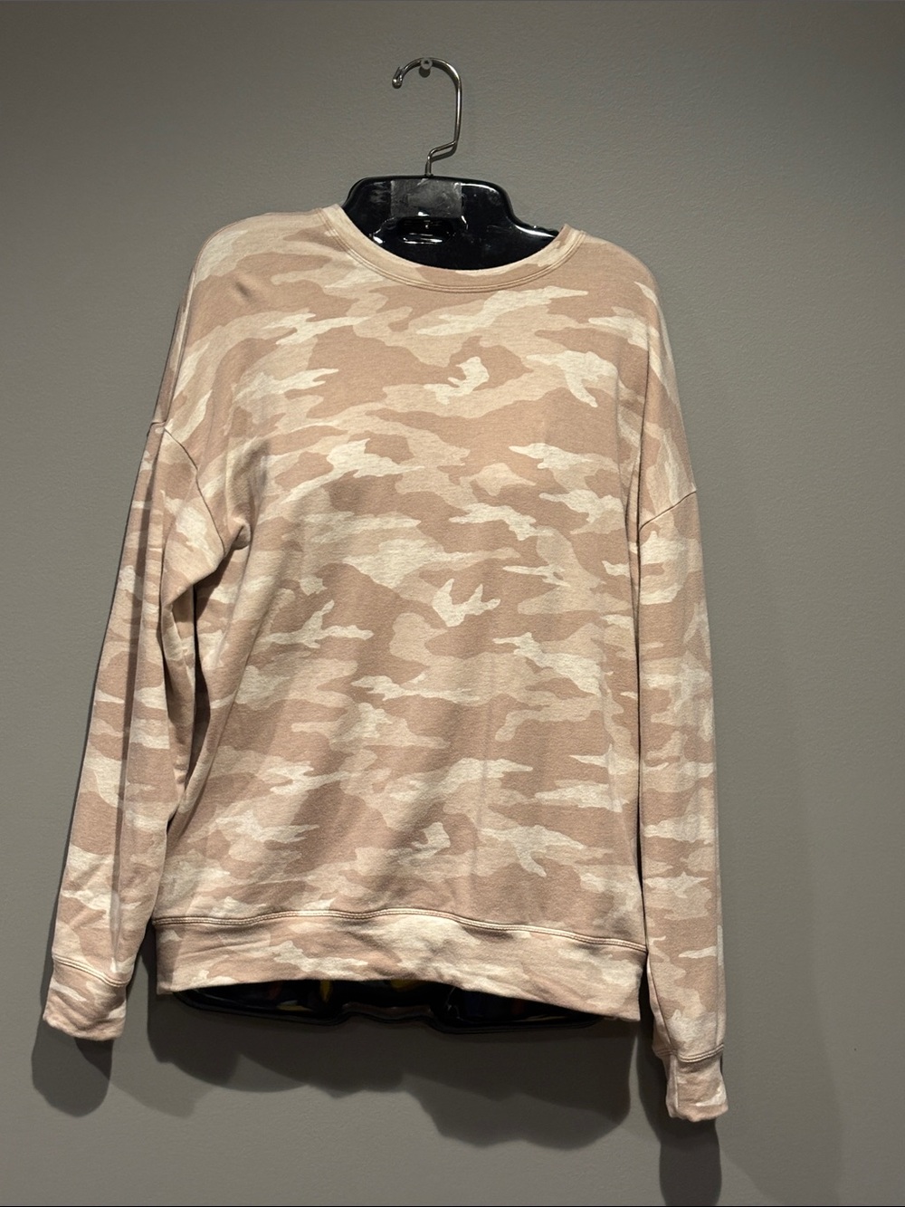 Athleta Beige & Cream Camo Crewneck Pullover